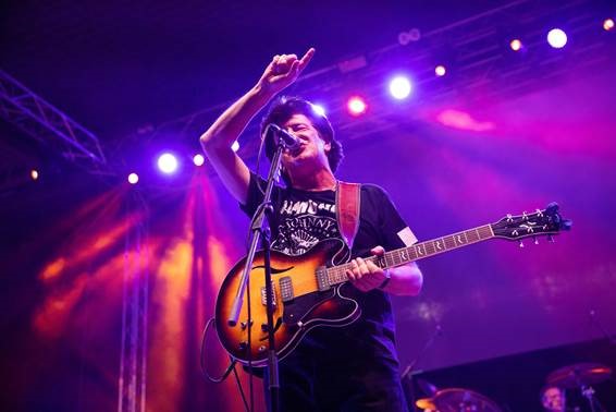 BAJAGA SPRAVIL TIVOLI NA NOGE